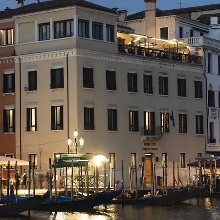 H10 Palazzo Canova-3